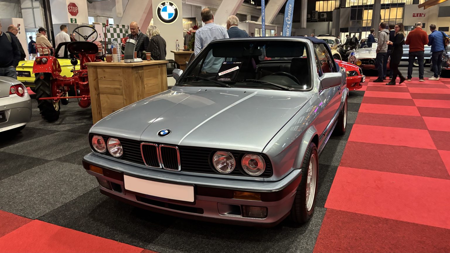 BMW 325i Cabriolet (E30)