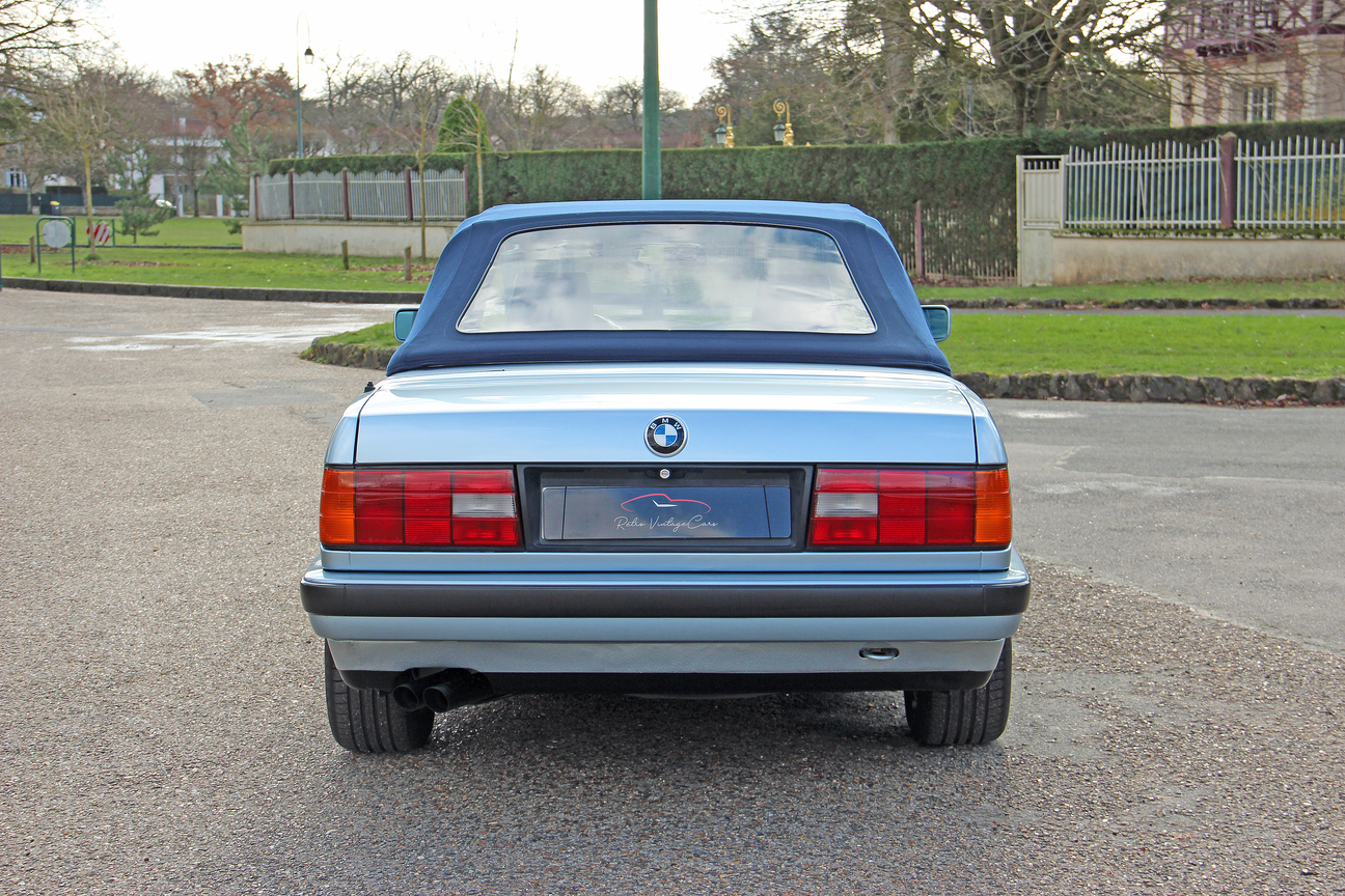 BMW 325i Cabriolet (E30) – Image 22