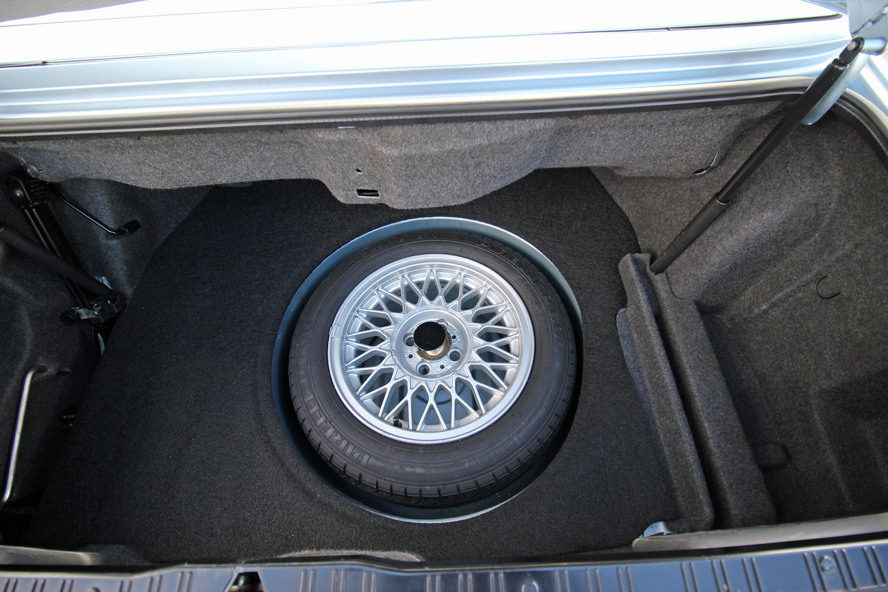 BMW 325i Cabriolet (E30) – Image 49