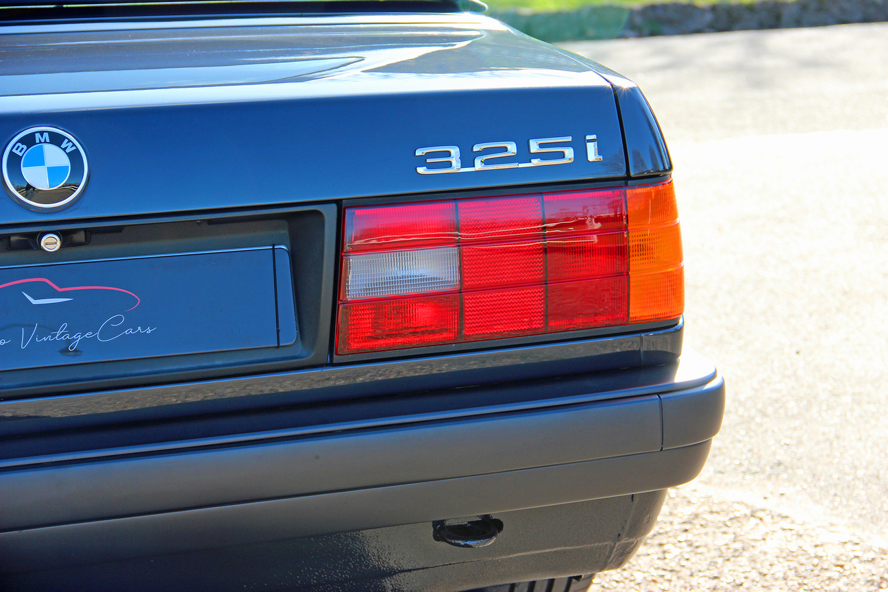 BMW 325i Cabriolet (E30) – Image 24