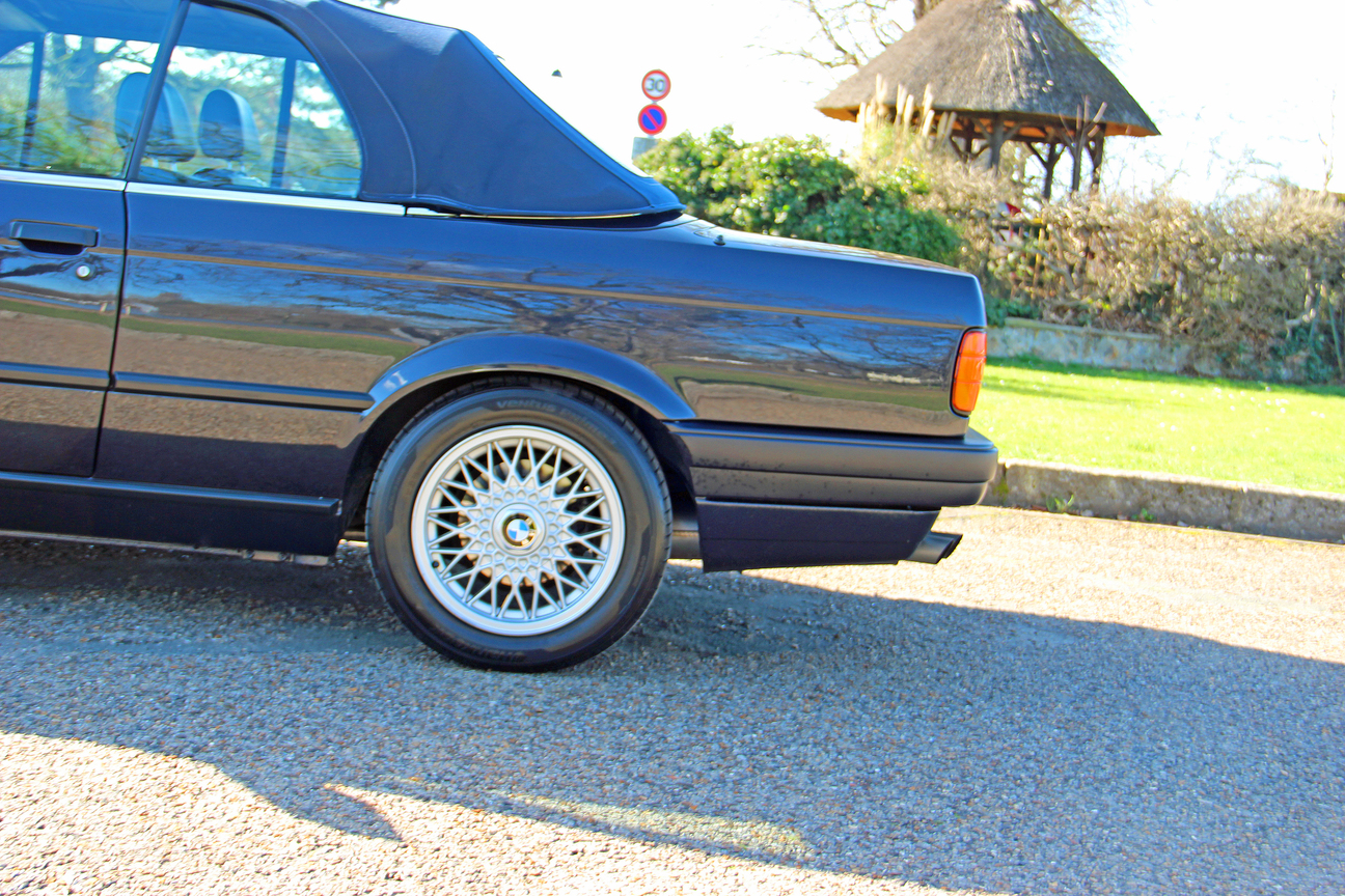BMW 325i Cabriolet (E30) – Image 23