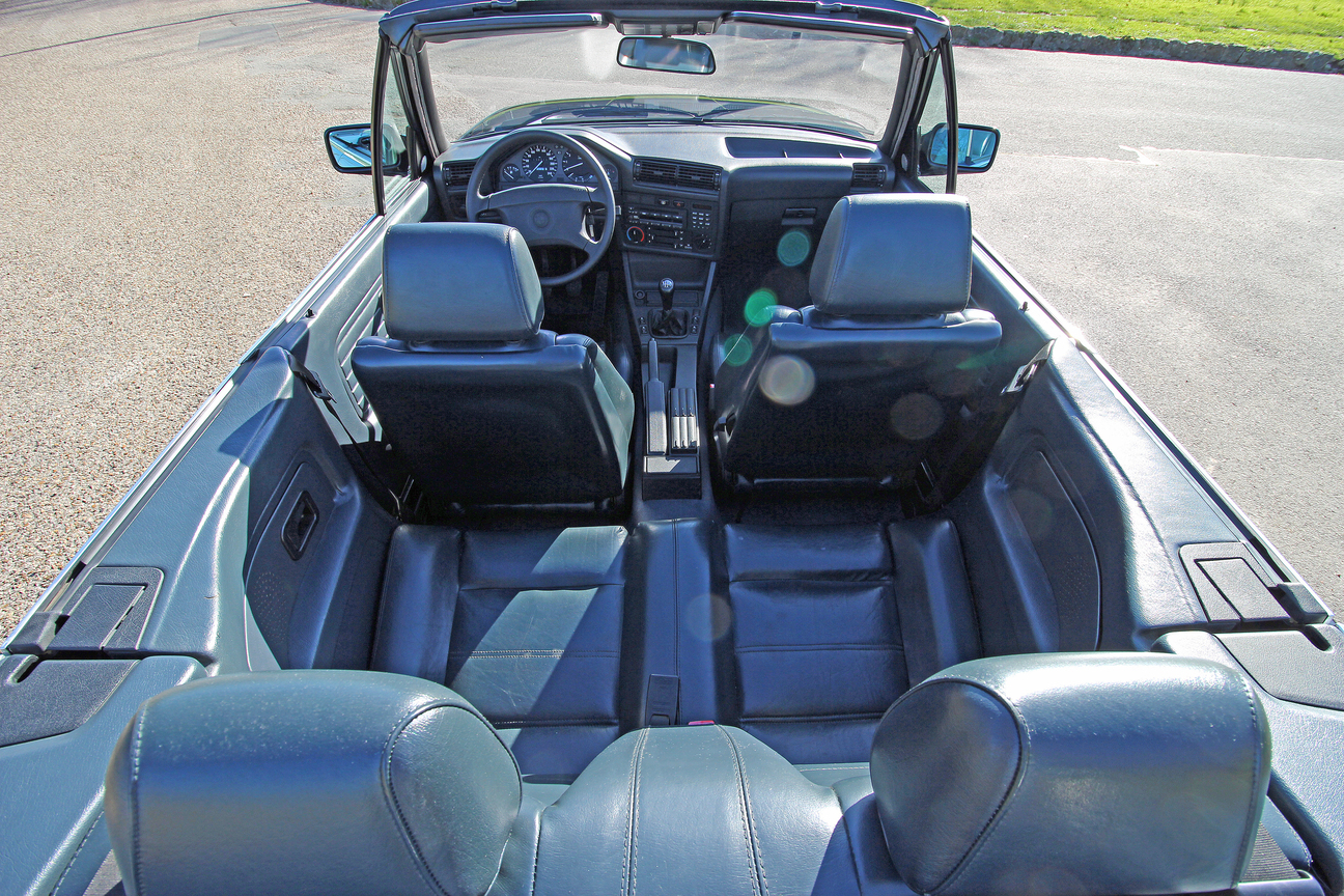 BMW 325i Cabriolet (E30) – Image 25