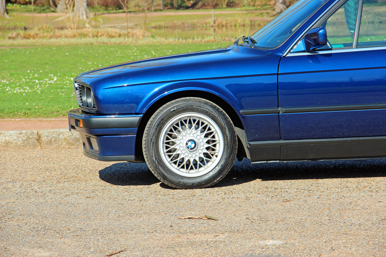 BMW 325i Cabriolet (E30) – Image 25