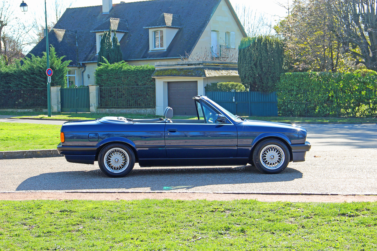 BMW 325i Cabriolet (E30) – Image 2