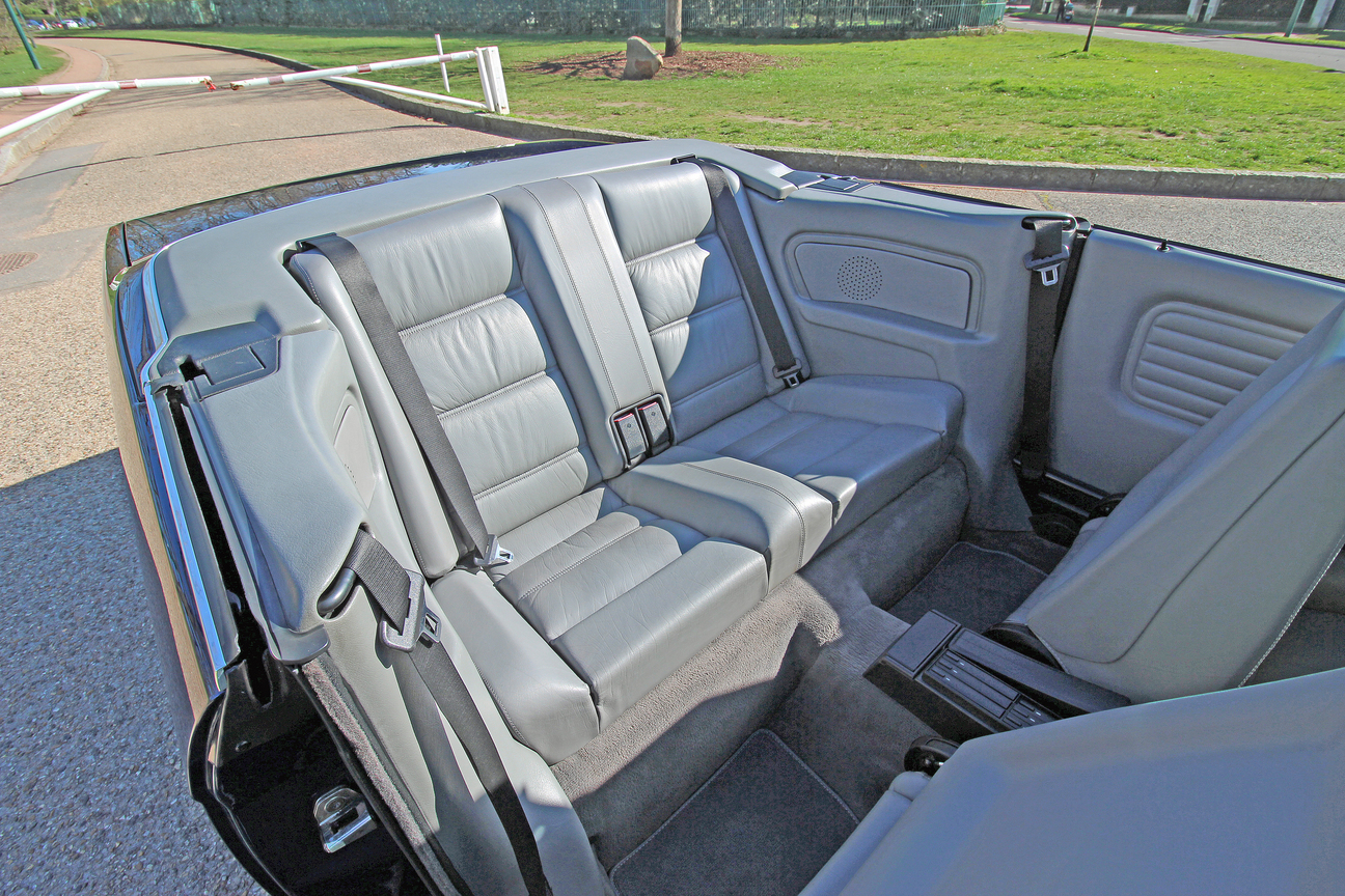 BMW 325i Cabriolet (E30) – Image 42