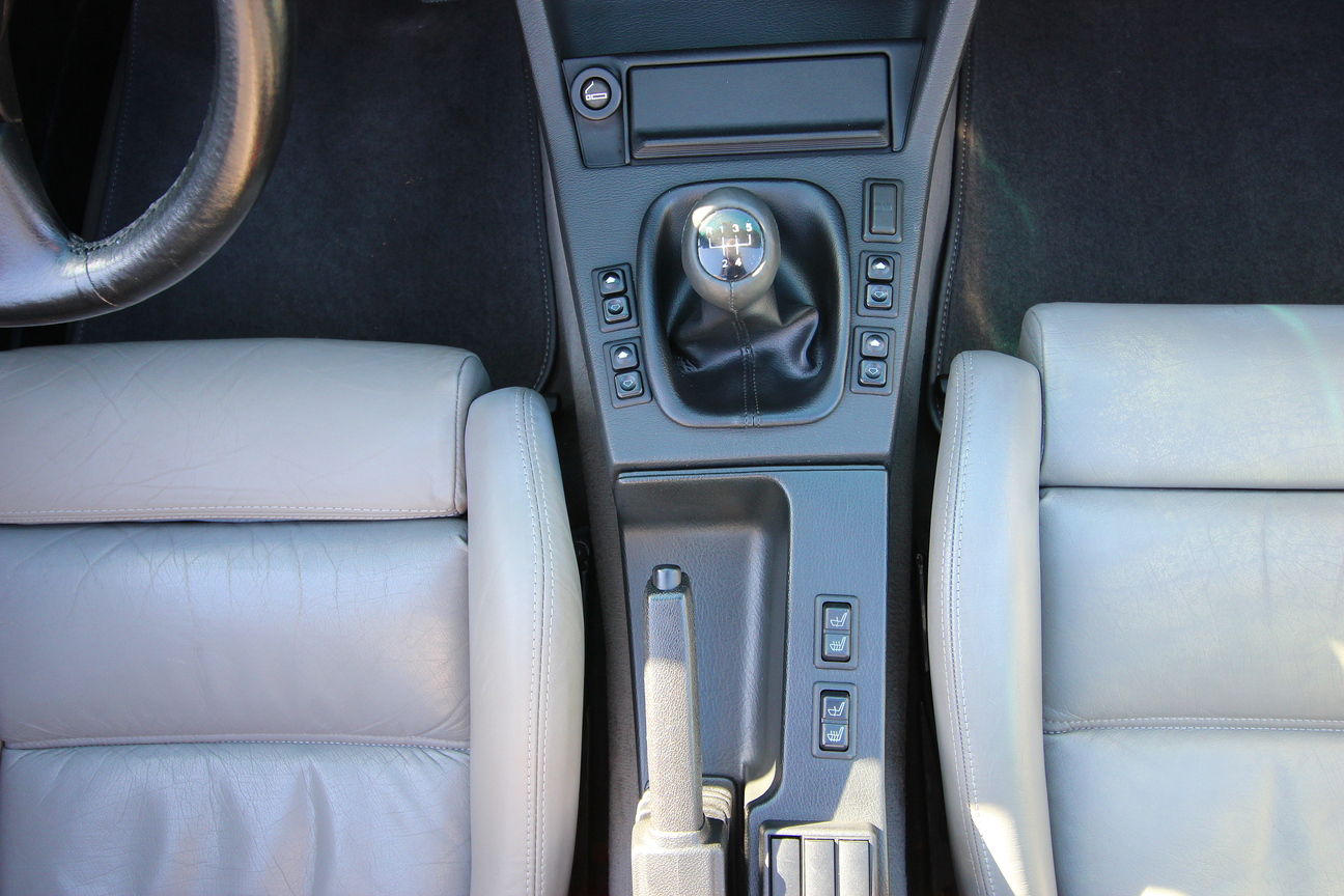 BMW 325i Cabriolet (E30) – Image 32